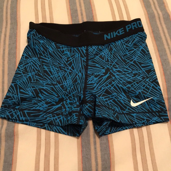 Nike Pants - Workout shorts